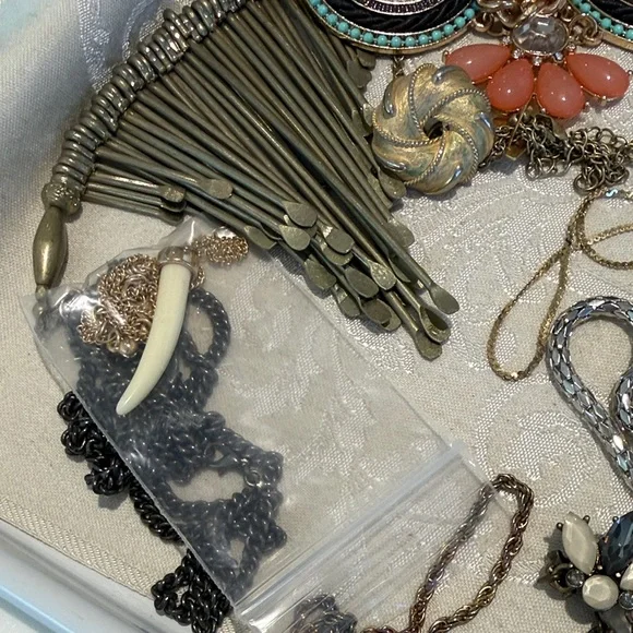 Elegant Orange and Gold Pendant Necklace Bundle Craft Reseller #166 - Picture 6 of 10